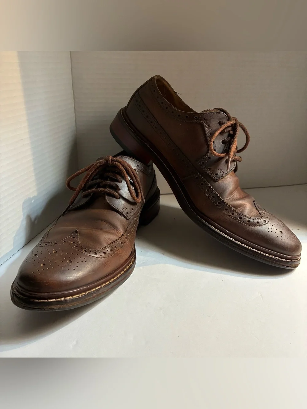 Cole Haan Men's 8 Brown Wingtip Brogue Oxfords
